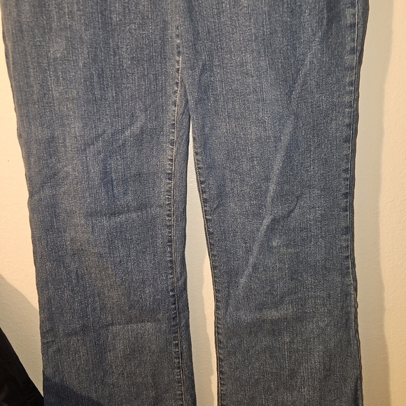 NYDJ Womans Straight Leg Jean Size 14 - Picture 3 of 13